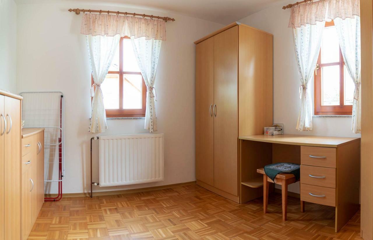 Apartamento Planinca -Hisa Z Razgledom Smarje pri Jelsah Exterior foto
